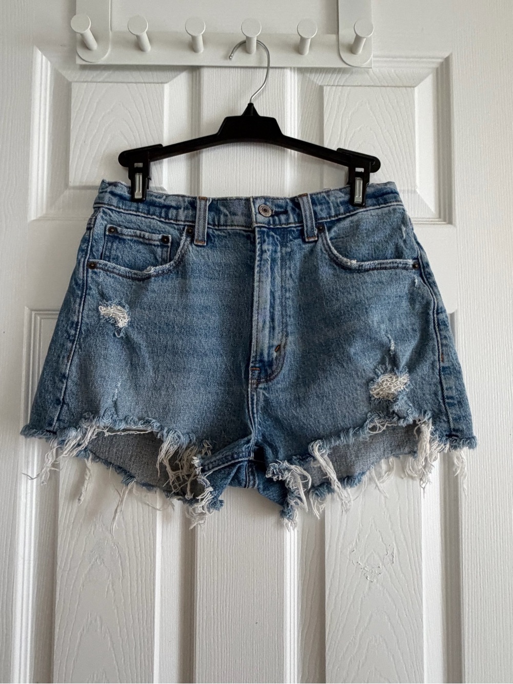 Abercrombie & Fitch Mom Short High Rise